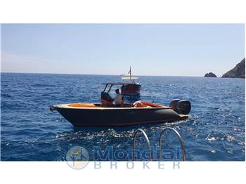 Lilybaeum yacht Levanzo 25 lounge deck