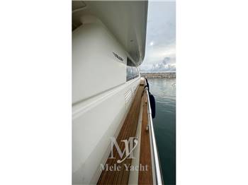 Versilcraft Falcon 90