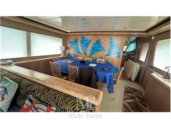 Versilcraft Falcon 90