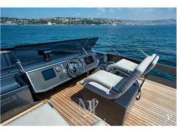 Pershing Spa 82 VHP