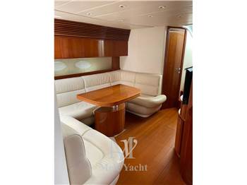 Pershing Spa 52