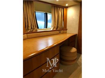 Azimut 62 fly
