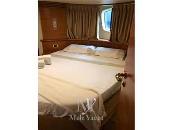 Azimut 62 fly