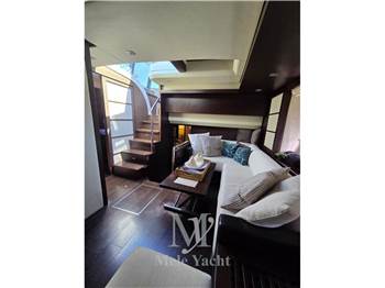 Azimut 62S