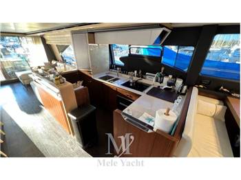Azimut 72 Fly