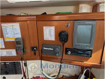 BENETEAU OCEANIS 43