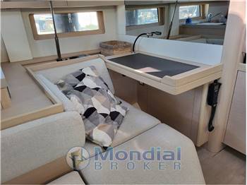 BENETEAU OCEANIS 51.1