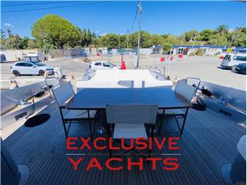 Azimut 86S