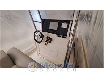 Capelli Tempest 900 Luxe