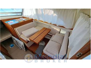 Bertram 28 Convertible