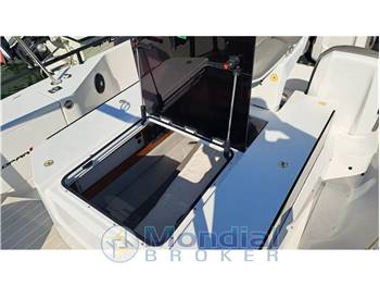 Axopar 28 Sun  Top Brabus