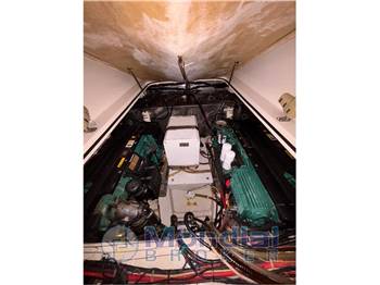 BAVARIA DEEP BLUE 46 HT