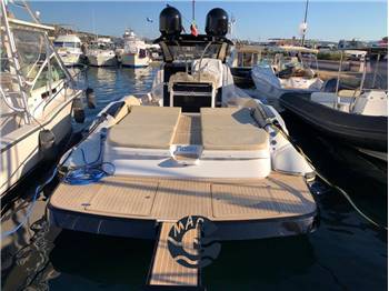 Noah 36 Cabin