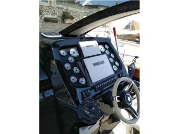 Noah 36 Cabin