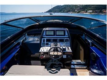 Riva Riva 63’ Virtus