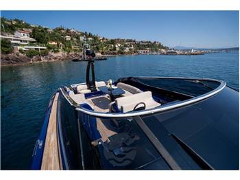 Riva Riva 63’ Virtus
