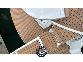 Pershing 52