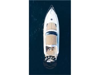 Pershing 52