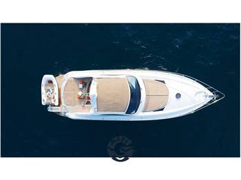 Pershing 52