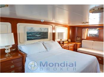 Hall russell & co Navetta classica