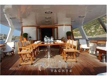 Hall russell & co Navetta dislocante