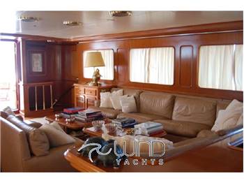 Hall russell & co Navetta dislocante