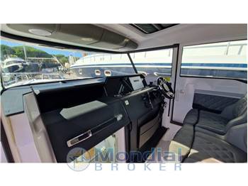 Axopar Axopar 37 Cross Cabin