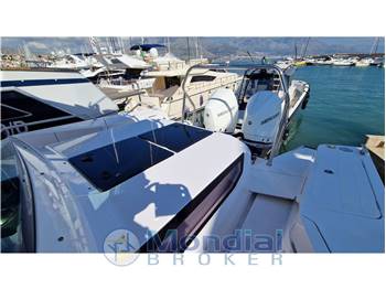 Axopar Axopar 37 Cross Cabin