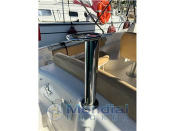 JEANNEAU Cap Camarat 715 WA
