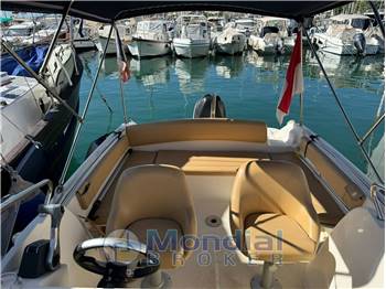 JEANNEAU Cap Camarat 715 WA