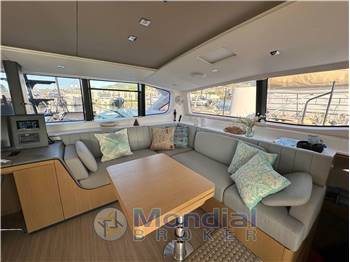 Outremer 55