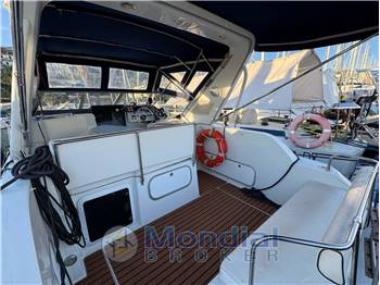 Bayliner 3055