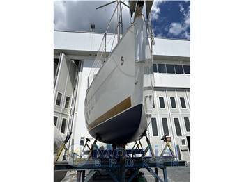 BENETEAU OCEANIS 323