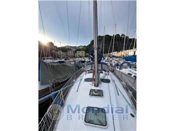 BENETEAU OCEANIS 323