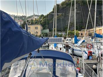 BENETEAU OCEANIS 323