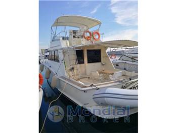 Hatteras 45