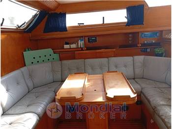 Ferretti Altura 41