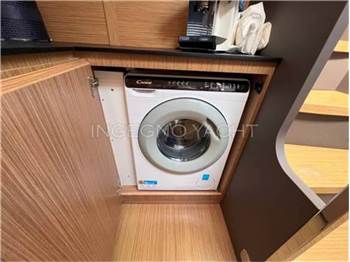 Azimut atlantis 43 hard top