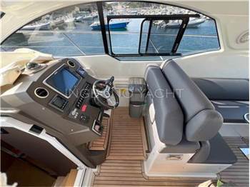 Azimut atlantis 43 hard top