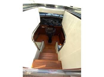 Ferretti custom line Cl 94