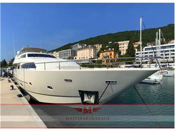 Ferretti custom line Cl 94