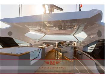 Sunseeker 95 yacht