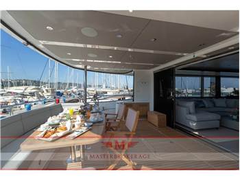 Sunseeker 95 yacht