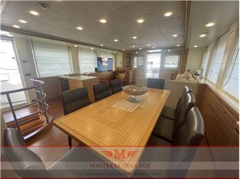 Cantiere delle marche Darwin class 86’