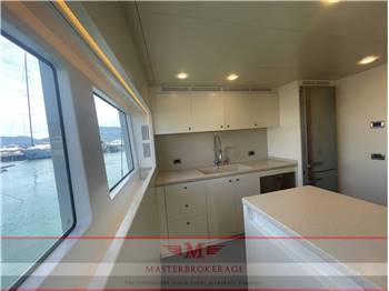Cantiere delle marche Darwin class 86’