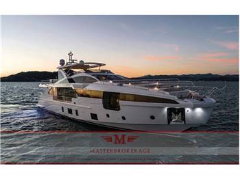 AZIMUT Grande 32 metri