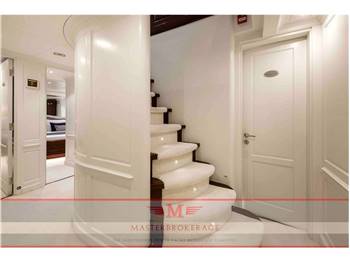 Benetti Classic 120
