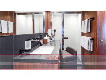 Sunseeker 131 - yacht