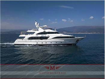 Benetti Classic 120