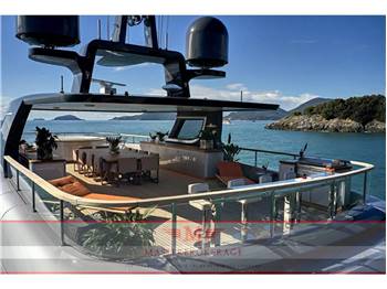 Benetti Oasis 40 metri